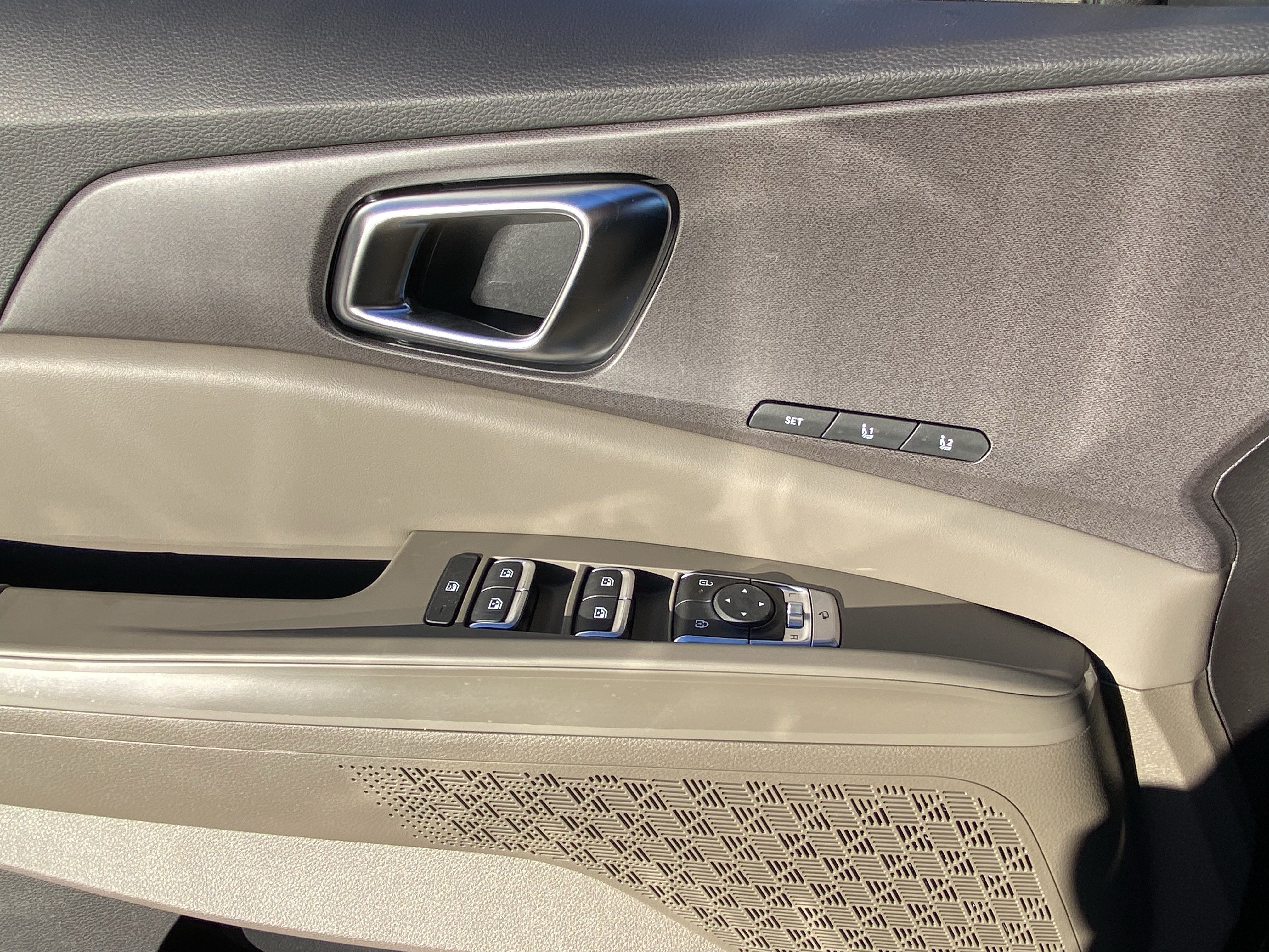 New 2026 Kia Carnival EX FWD image 20