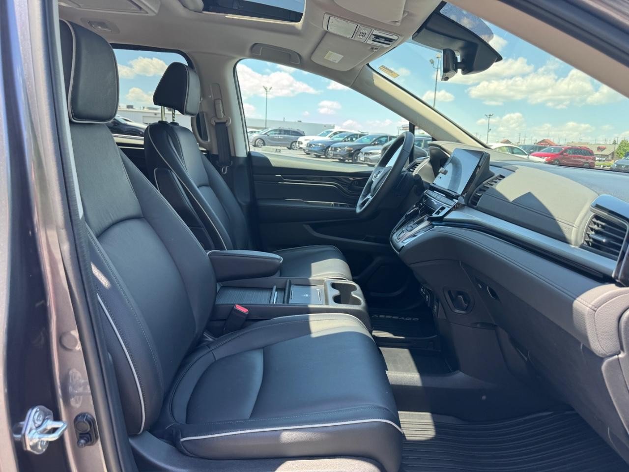 Used 2026 Honda Odyssey Touring image 19