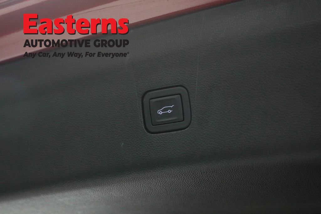 Used 2024 Buick Enclave Premium image 22