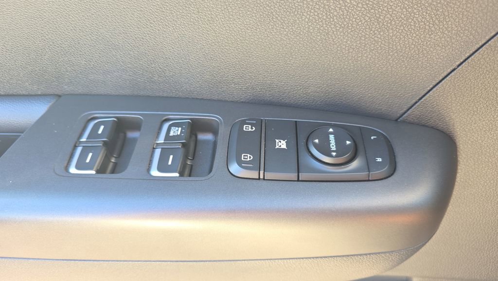 Used 2020 Kia Sportage LX FWD image 19