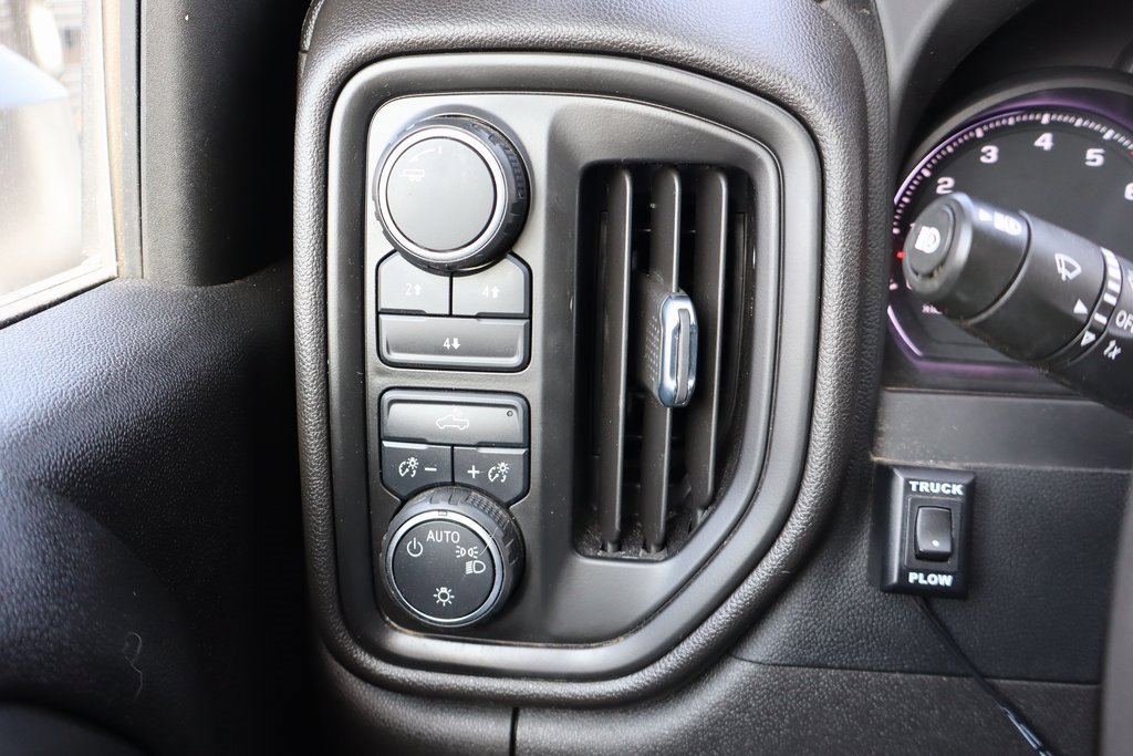 Used 2024 Chevrolet Silverado 3500 W/T w/ WT Convenience Package image 7