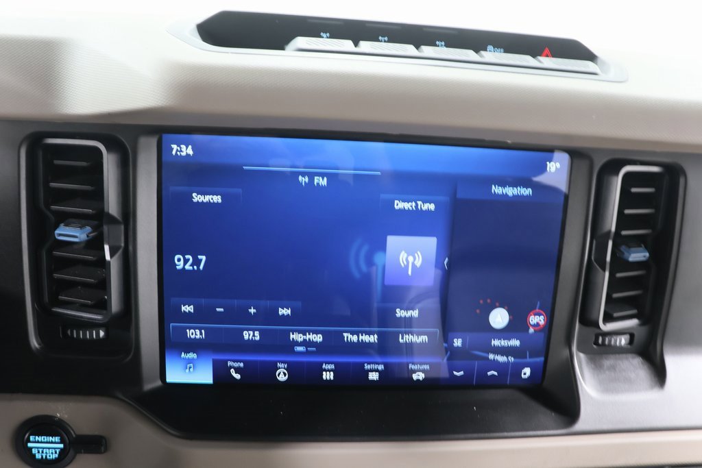 Used 2023 Ford Bronco Wildtrak image 11