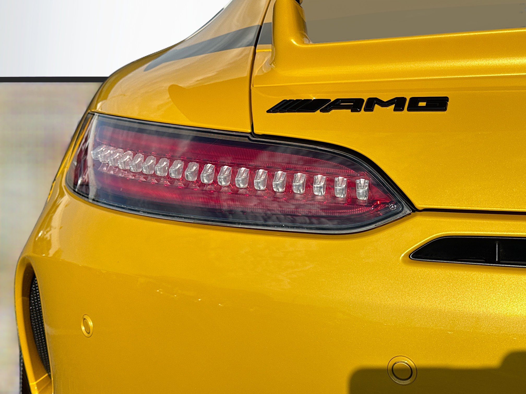 Used 2019 Mercedes-Benz AMG GT R image 10