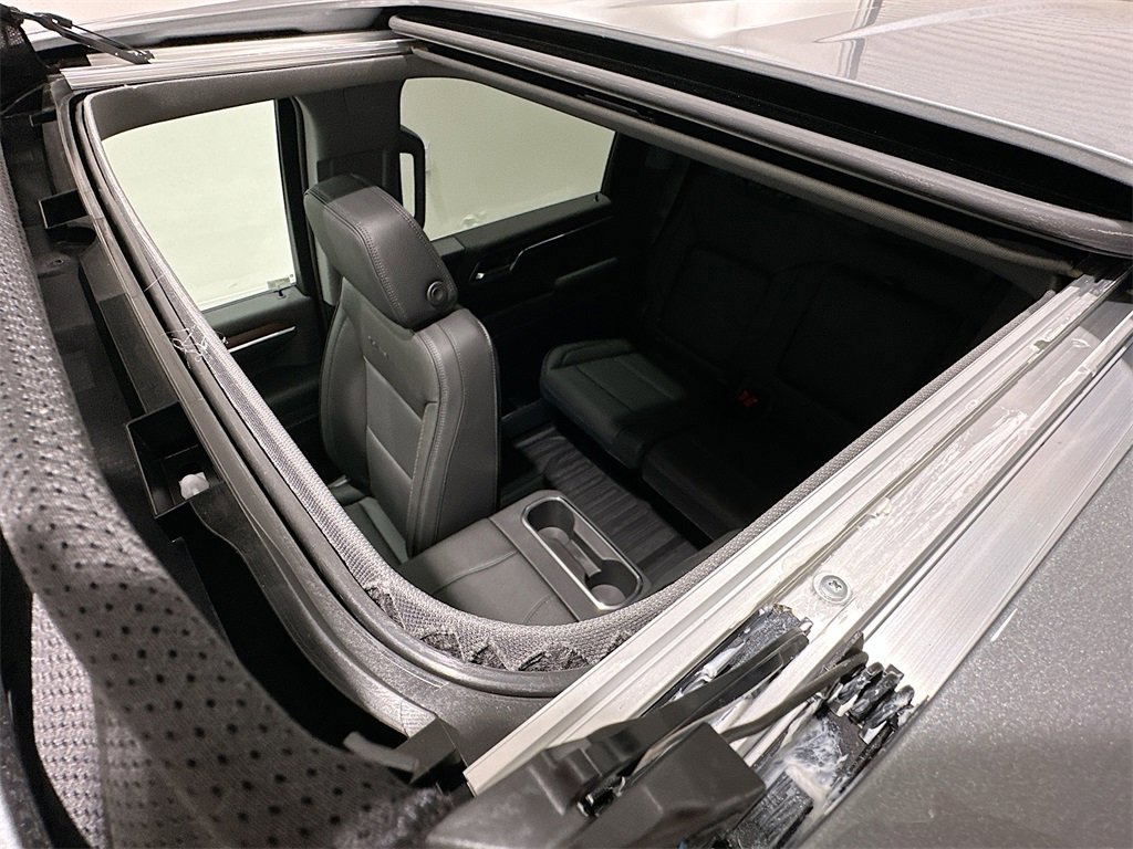 New 2026 GMC Sierra 2500 Denali w/ Denali Reserve Package image 23