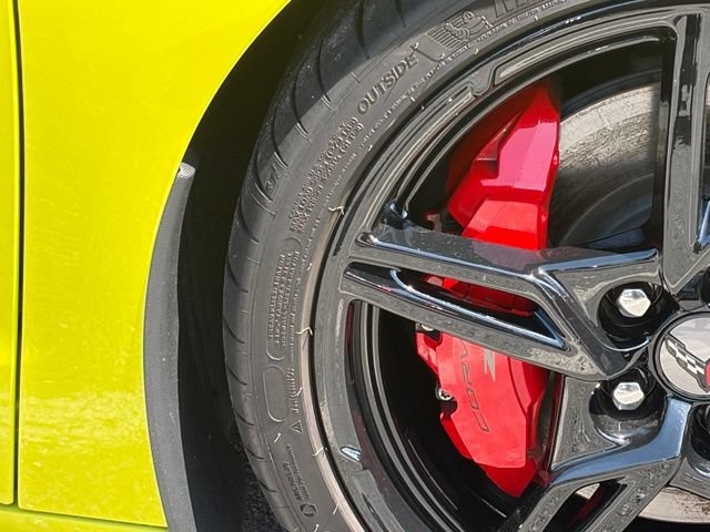 Used 2021 Chevrolet Corvette Stingray Preferred Conv w/ Z51 Performance Package RWD image 12