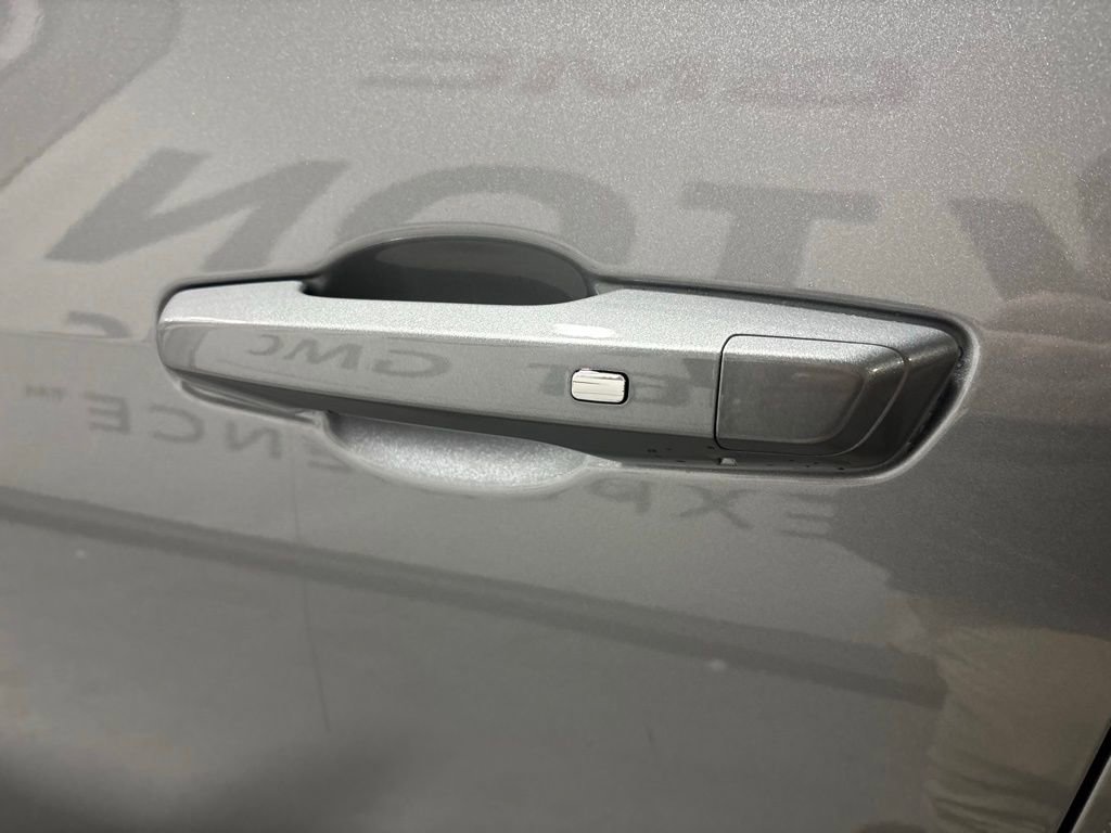 New 2026 GMC Terrain AT4 w/ Convenience Package III AWD/4WD image 10