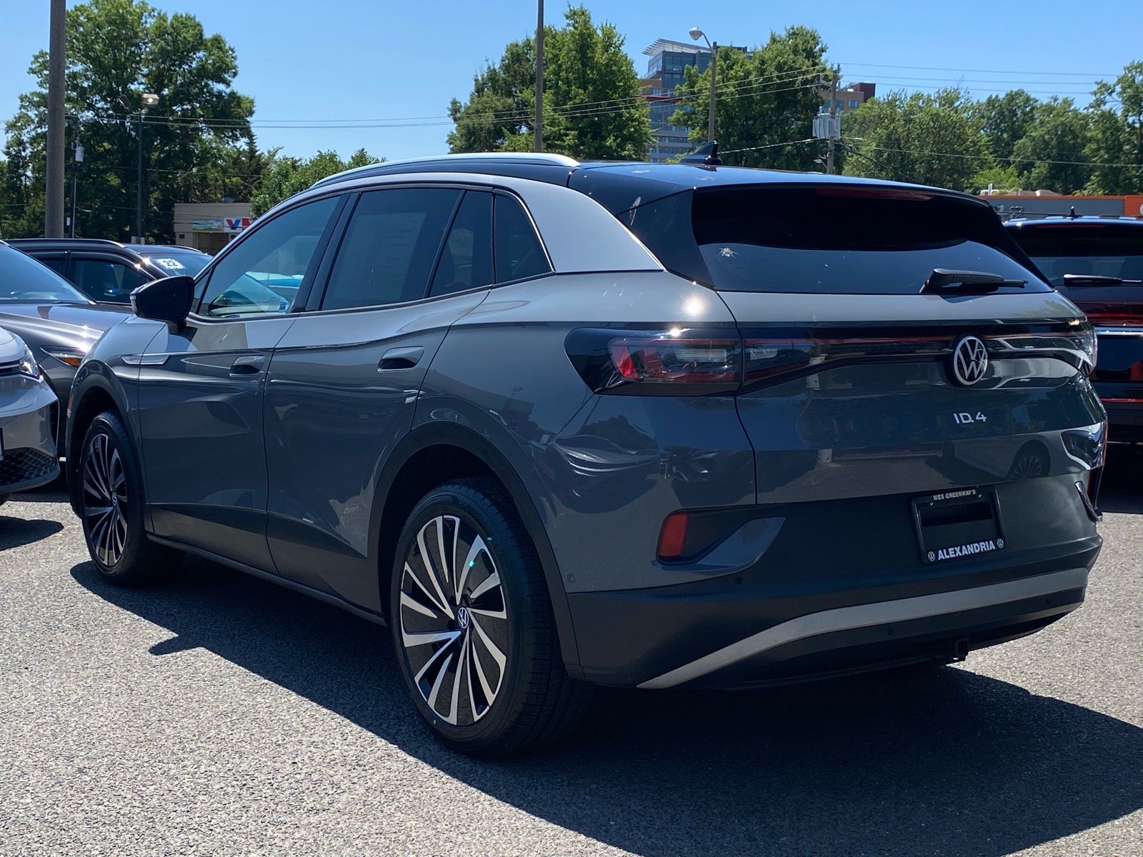 Certified 2023 Volkswagen ID.4 Pro S Plus AWD/4WD image 4