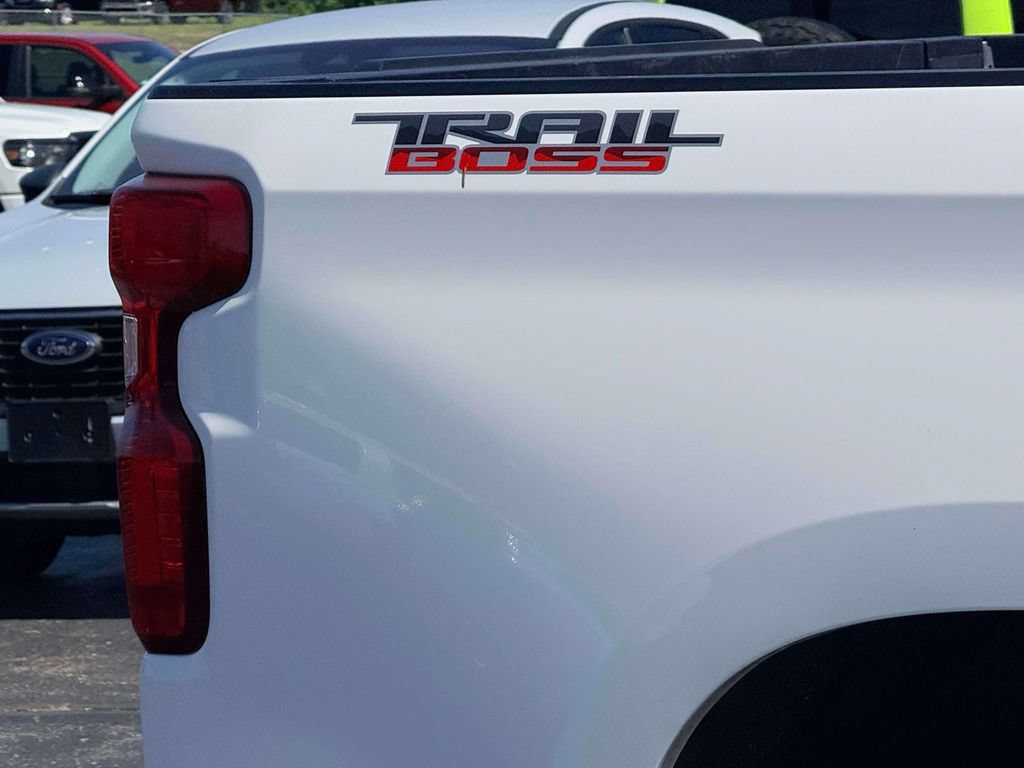 Used 2024 Chevrolet Silverado 1500 Custom Trail Boss AWD/4WD image 8