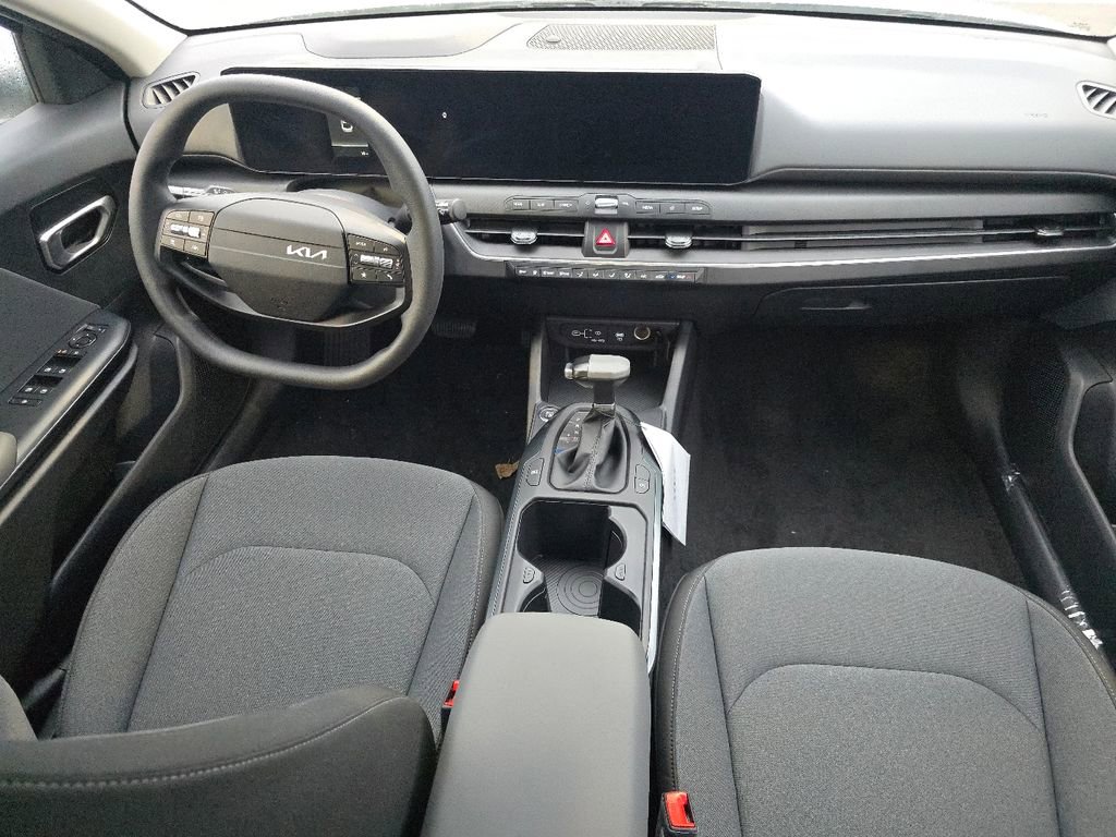 New 2025 Kia K4 LX image 19