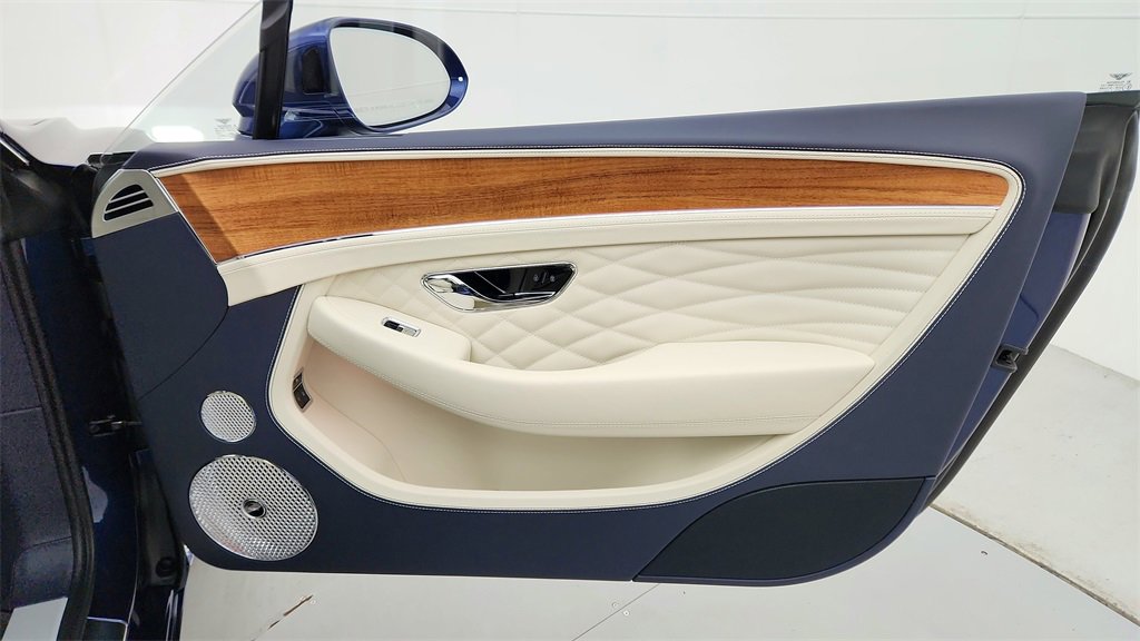 New 2024 Bentley Continental GT Azure image 20