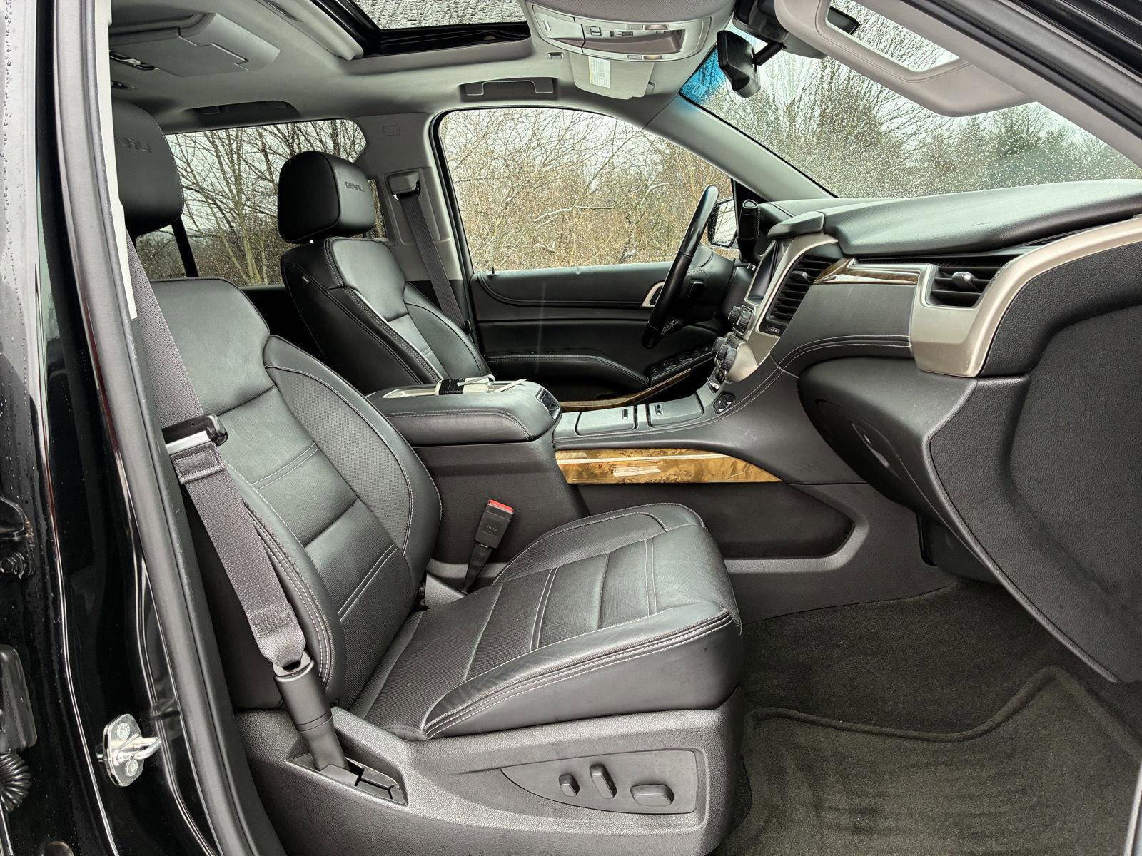 Used 2016 GMC Yukon Denali image 46