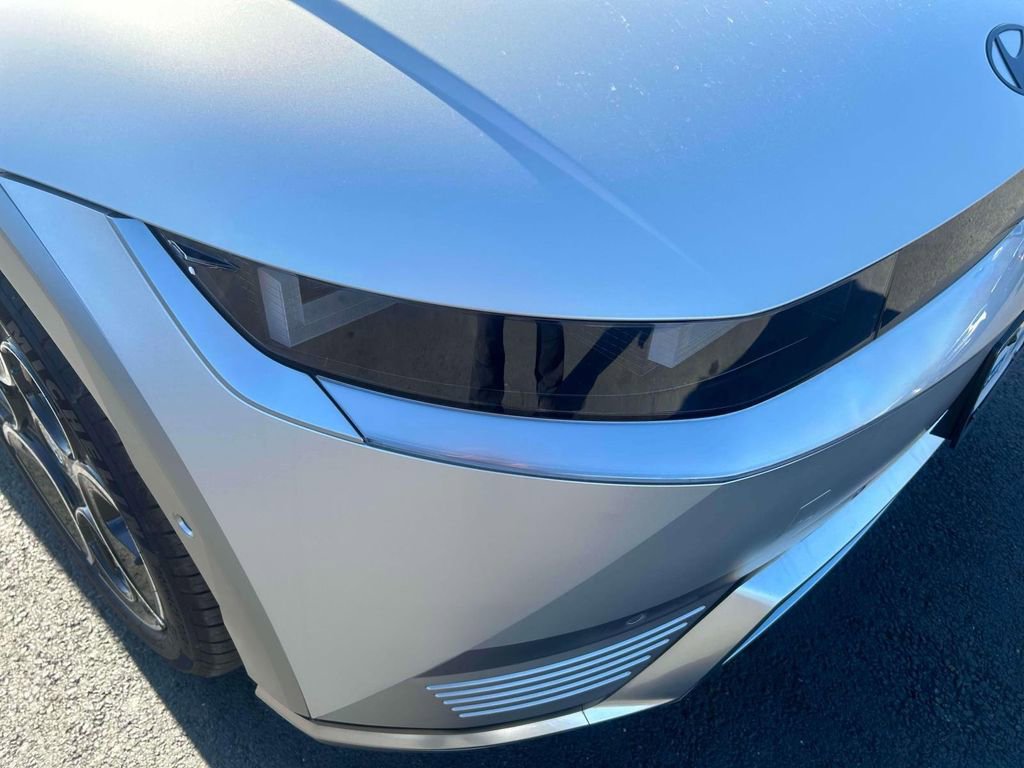 Used 2024 Hyundai Ioniq 5 Limited image 7