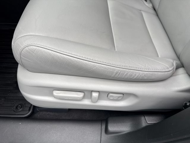 Used 2019 Honda Pilot Touring image 12