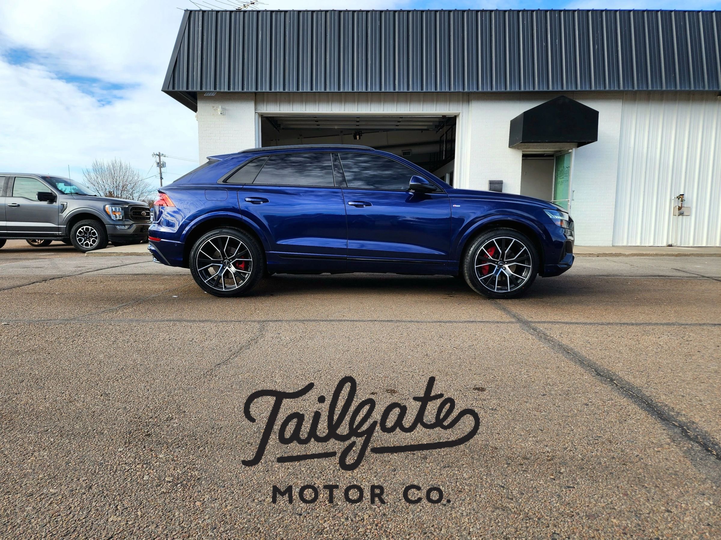 Used 2020 Audi Q8 Premium Plus w/ Premium Plus Package image 1