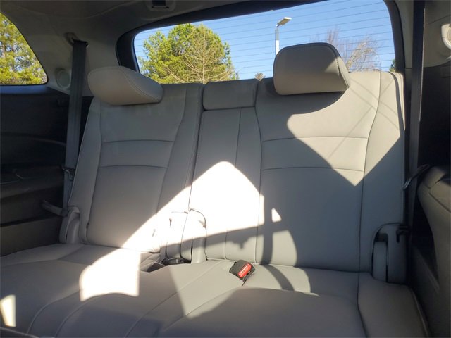 Used 2017 Honda Pilot Touring image 11