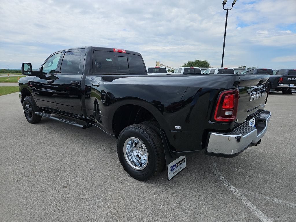 New 2026 RAM 3500 Tradesman AWD/4WD image 4