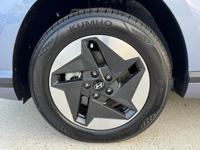 Used 2024 Hyundai Kona SEL FWD image 13