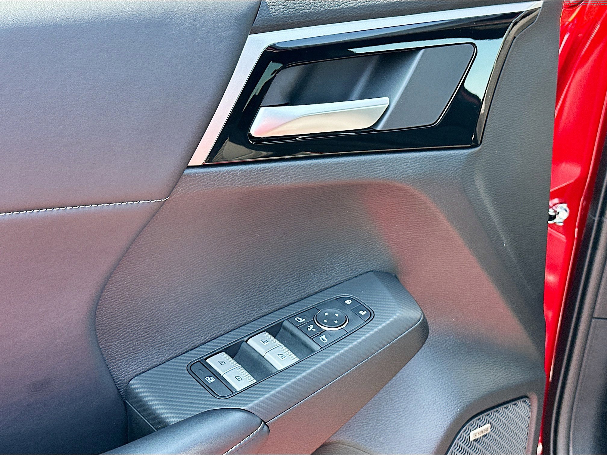 New 2026 Mitsubishi Outlander AWD image 13
