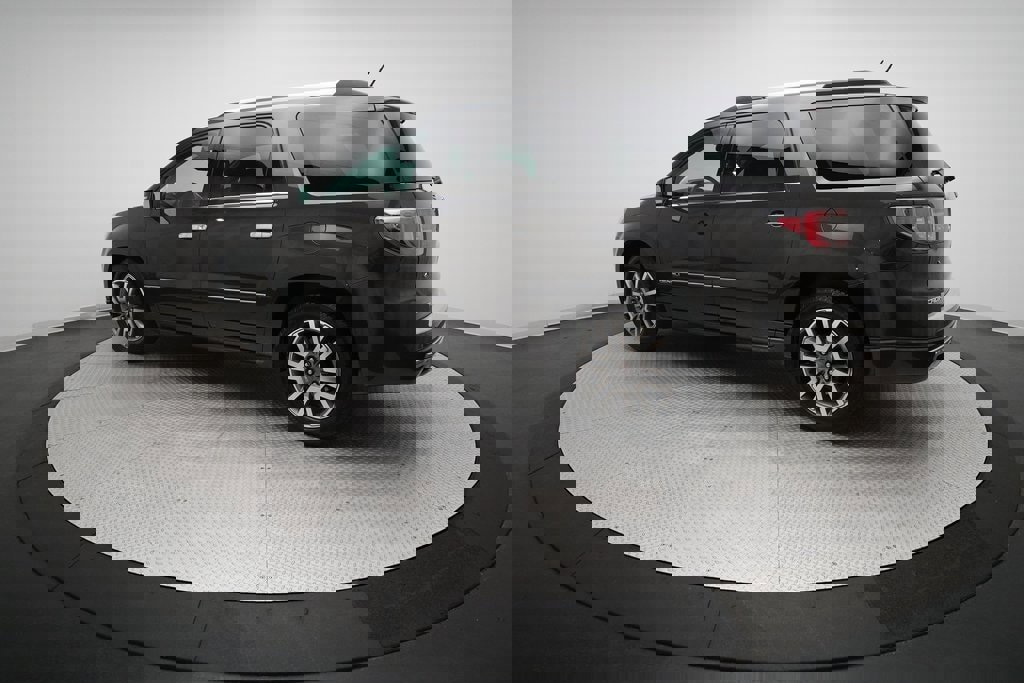 Used 2014 GMC Acadia Denali image 12