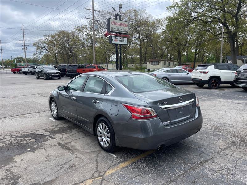 Used 2015 Nissan Altima 2.5 S w/ Power Driver Seat Package FWD image 7
