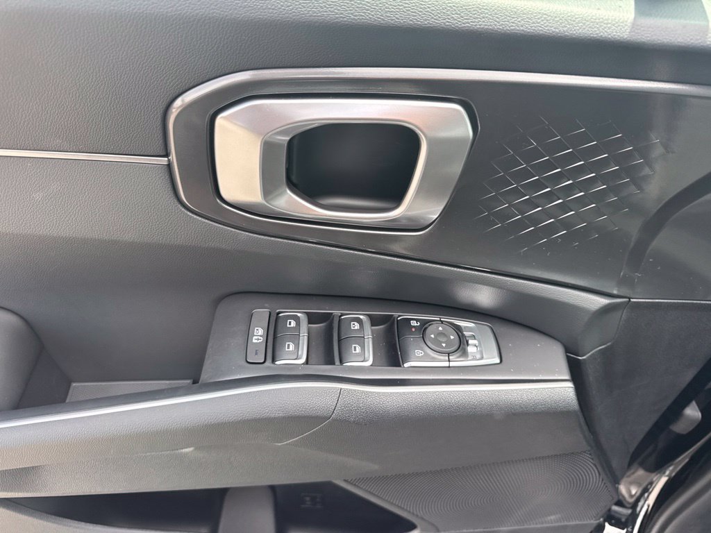 New 2026 Kia Sorento S w/ S Panoramic Sunroof Package FWD image 8