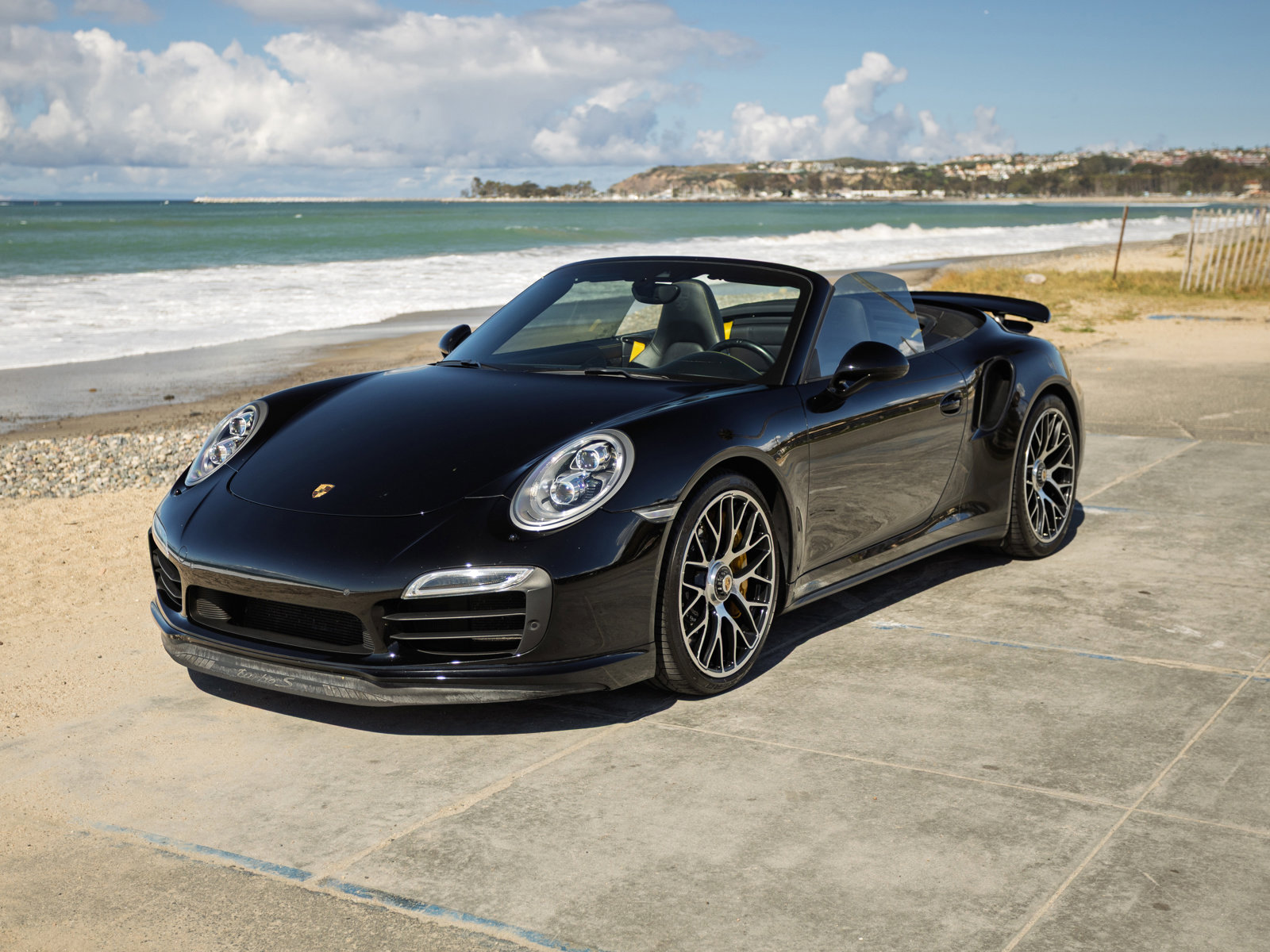 Used 2015 Porsche 911 Turbo S AWD/4WD image 1