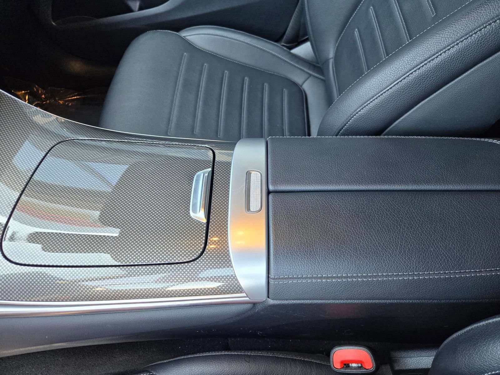 Used 2025 Mercedes-Benz GLC 43 AMG 4MATIC image 24