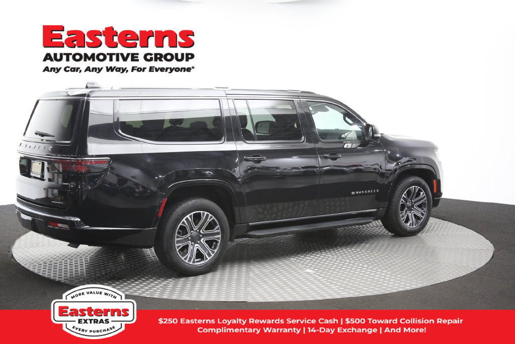 Used 2024 Jeep Wagoneer L Series II RWD image 50