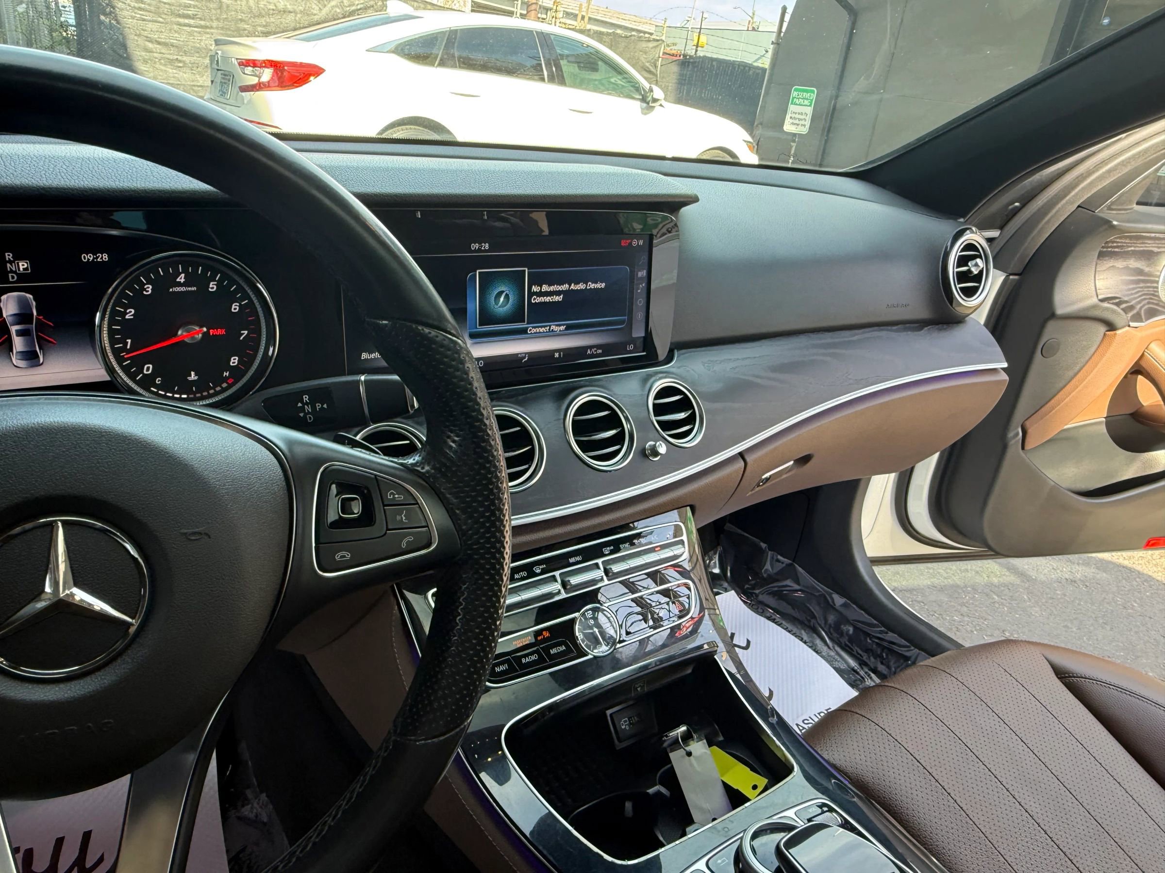 Used 2017 Mercedes-Benz E 300 image 10