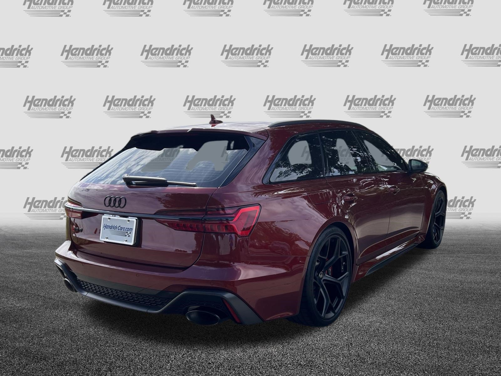 Certified 2025 Audi RS 6 performance AWD/4WD image 9