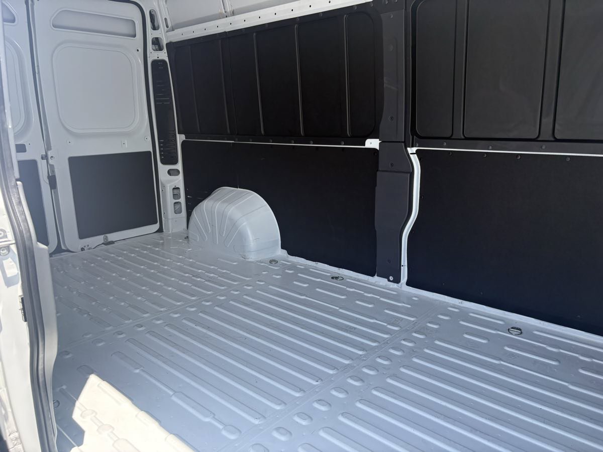Used 2026 RAM ProMaster 2500 w/ Convenience Group FWD image 41