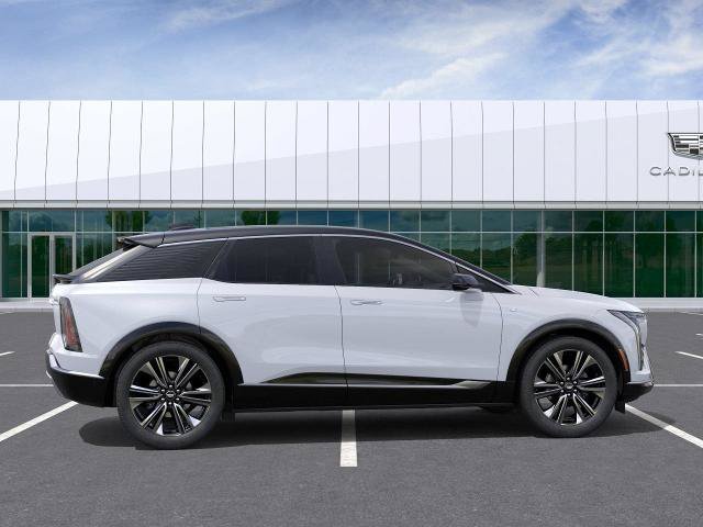 New 2026 Cadillac Optiq Luxury 2 w/ LPO, Floor Liner Package AWD/4WD image 29