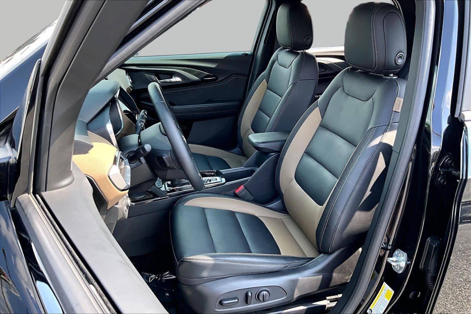 Used 2021 Chevrolet TrailBlazer ACTIV w/ Convenience Package FWD image 8