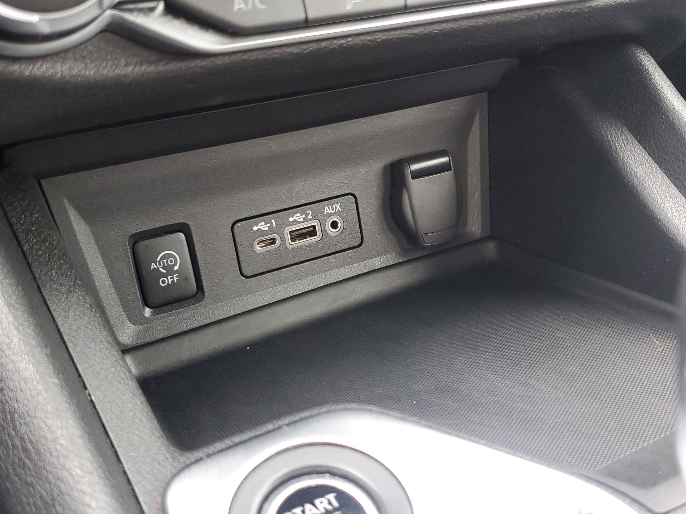 Used 2024 Nissan Sentra SV FWD image 26