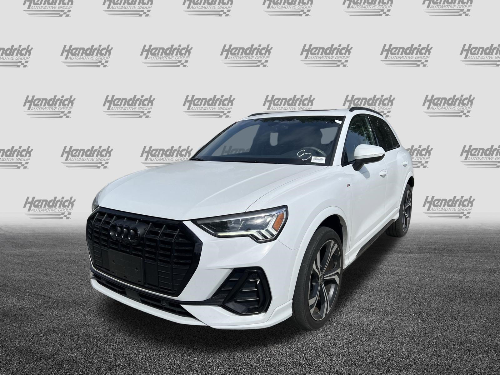 Used 2023 Audi Q3 2.0T Premium Plus AWD/4WD image 6