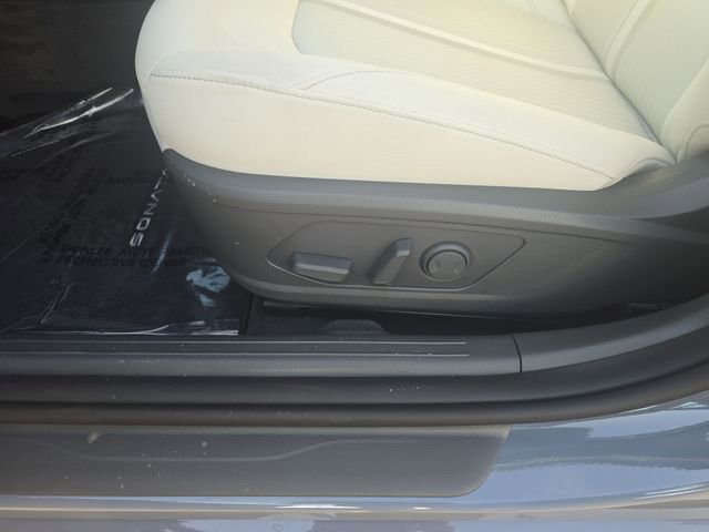 New 2026 Hyundai Sonata SEL FWD image 12