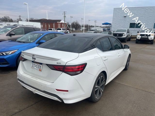 Used 2023 Nissan Sentra SR w/ SR Premium Package image 3