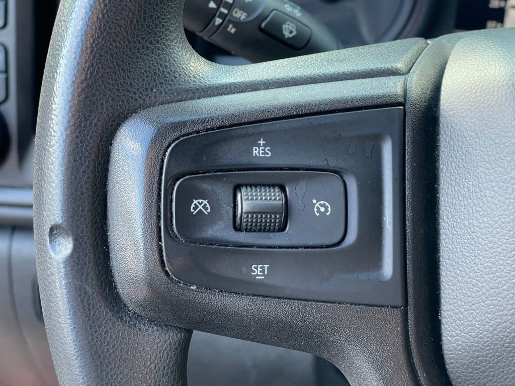 Used 2020 Chevrolet Silverado 1500 Custom w/ Custom Value Package image 15