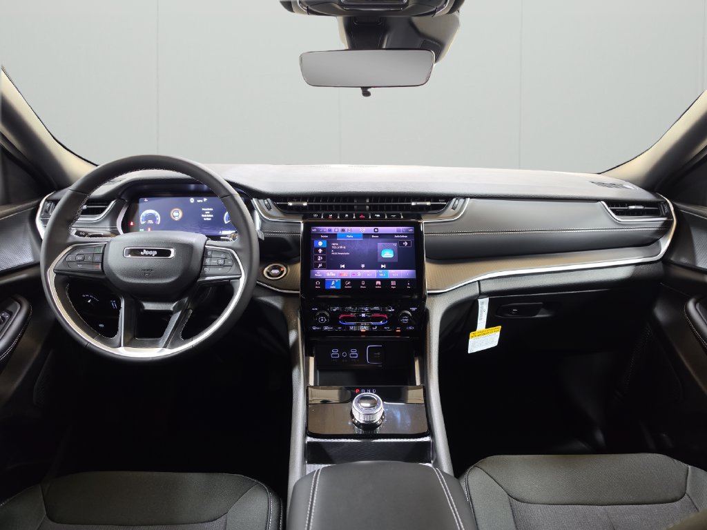 New 2027 Jeep Grand Cherokee Laredo X AWD/4WD image 17