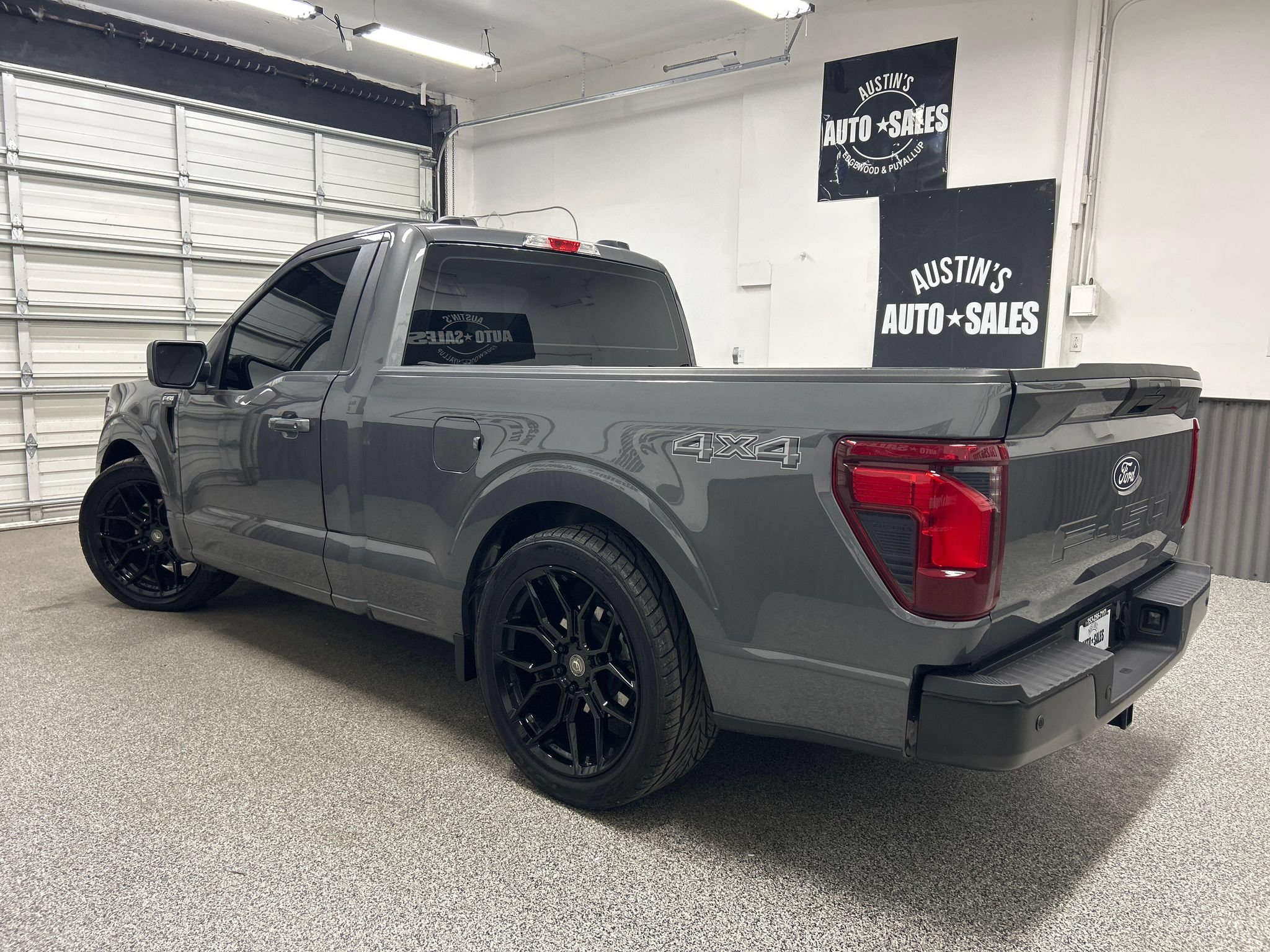 Used 2024 Ford F150 XL AWD/4WD image 4