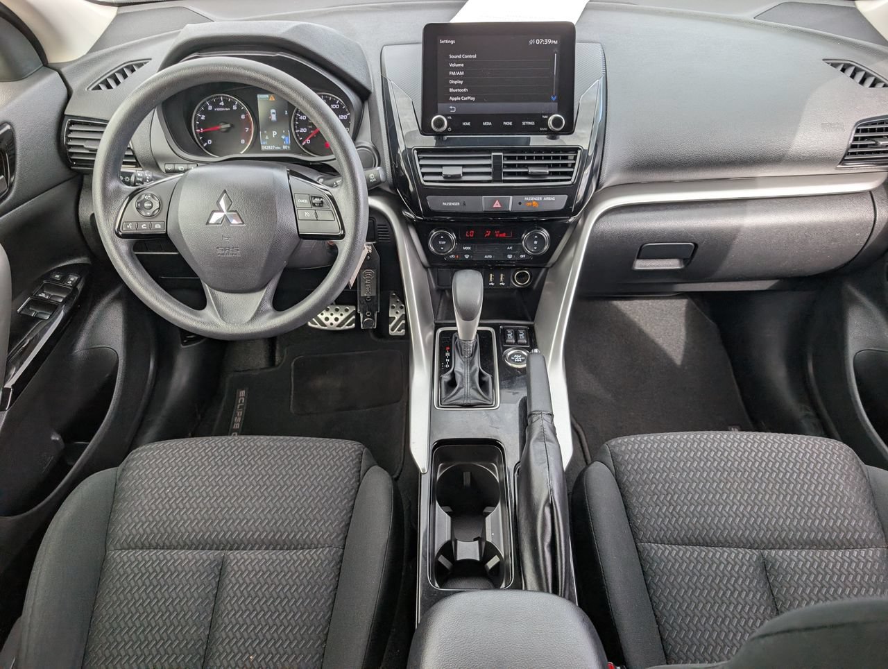 Used 2022 Mitsubishi Eclipse Cross LE AWD/4WD image 9