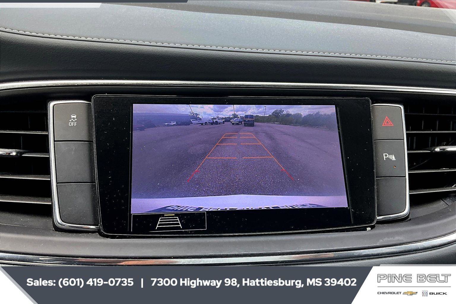 Used 2020 Buick Enclave Essence image 15