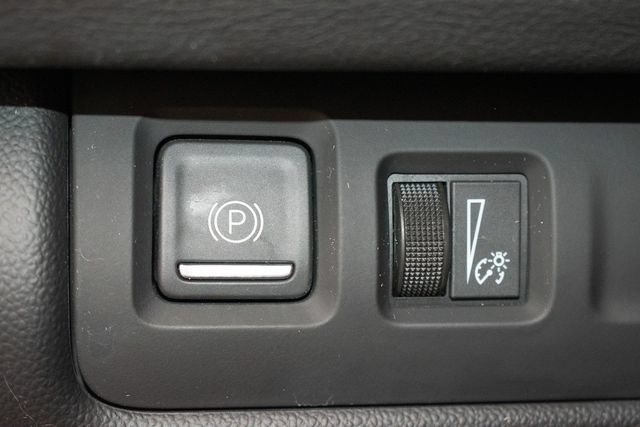 Used 2024 Cadillac XT4 Sport AWD/4WD image 35