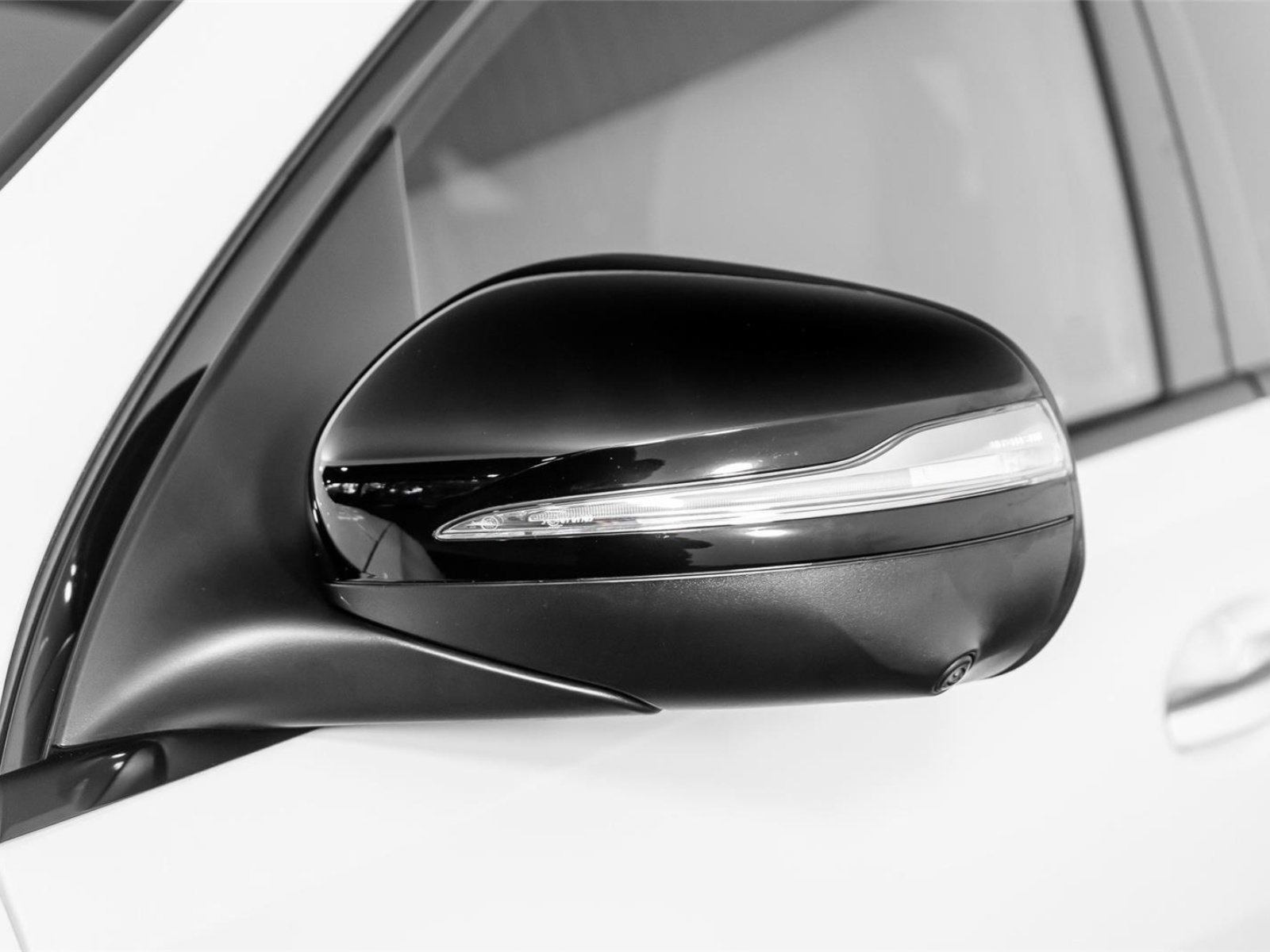 Used 2025 Mercedes-Benz GLE 53 AMG 4MATIC Coupe image 28