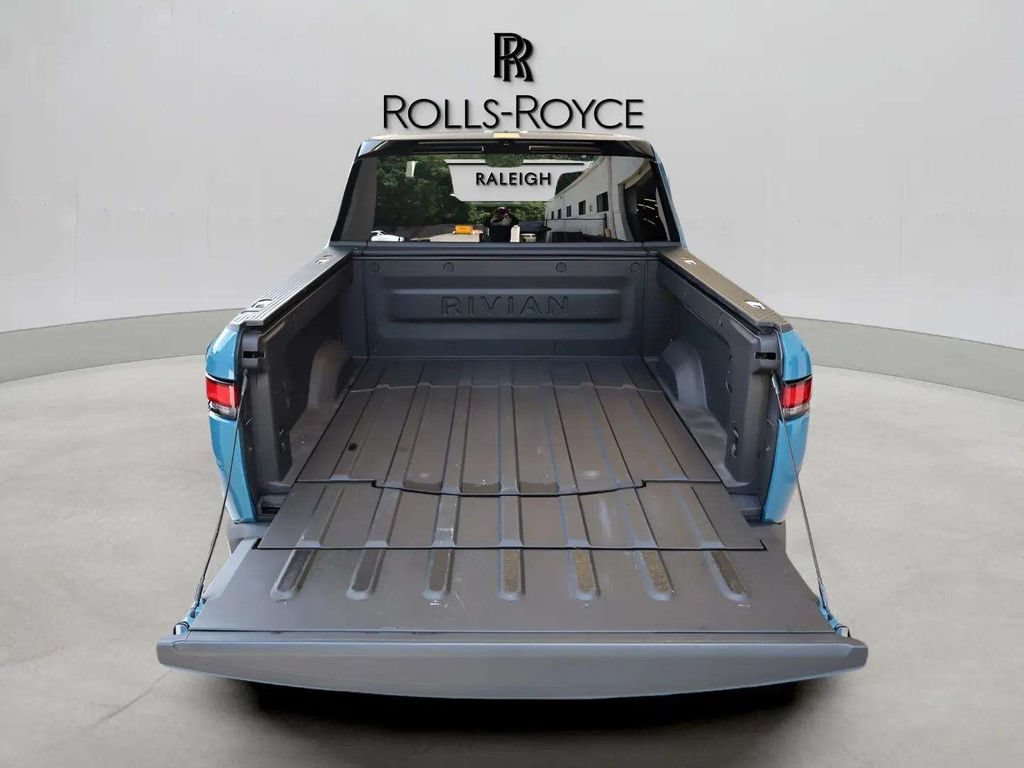 Used 2024 Rivian R1T Adventure AWD/4WD image 12