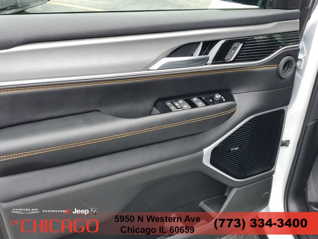 New 2026 Jeep Grand Wagoneer L 4WD image 22