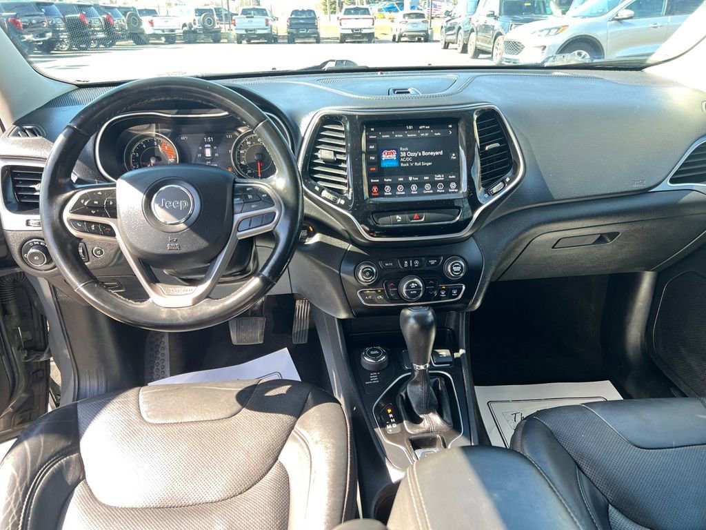 Used 2020 Jeep Cherokee Limited AWD/4WD image 13