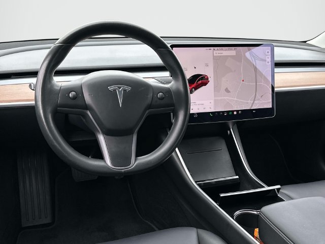 Used 2018 Tesla Model 3 Long Range AWD/4WD image 2