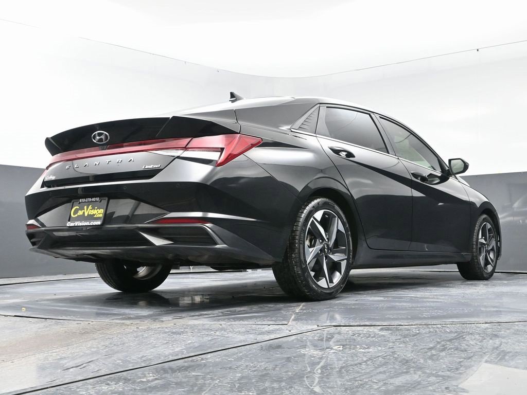 Used 2022 Hyundai Elantra Limited image 54