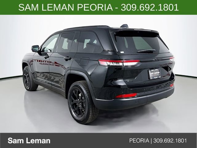 New 2025 Jeep Grand Cherokee Altitude image 5